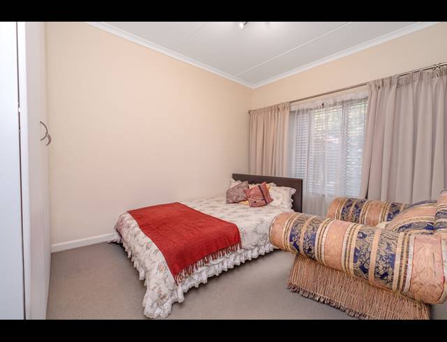 2 BEDROOM APARTMENT FOR SALE IN BEVERLEY